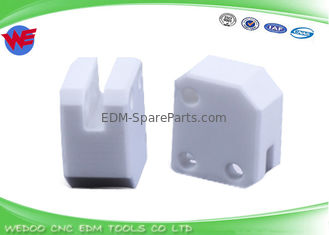 Piezas de cerámica de la máquina de Sodick EDM de la serie de la placa 30x24x15mmT del aislador de AQ600 AQ550L