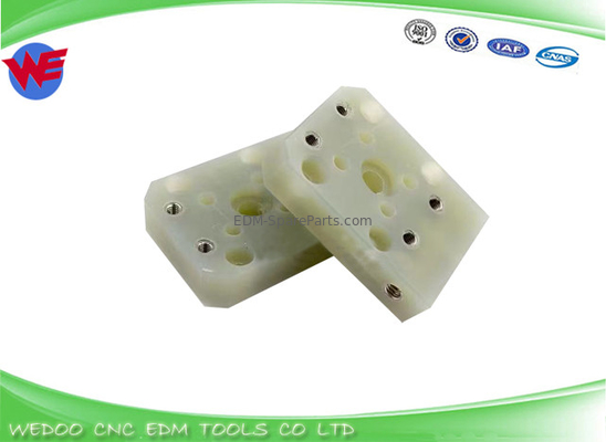 F322 Placa de aislamiento del bloque de chorro inferior Fanuc EDM Partes 56x40x13 A290-8119-X764
