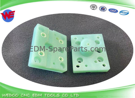 A290-8130-X763 Fanuc aislador EDM piezas de chorro inferior bloque 54*43*10*26MM serie a-B
