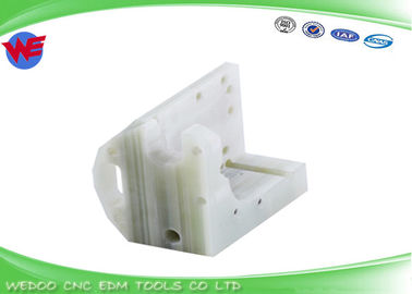 A290-8110-Y761 A290-8110-Z761 Fanuc F310 Placa aislante Base de guía inferior a-C