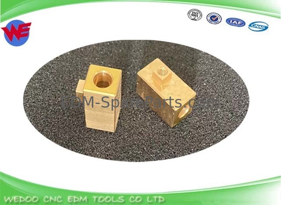 100444750 Charmilles 444.750 Soporte de corte de contacto superior Edm Partes C431 13*17*24