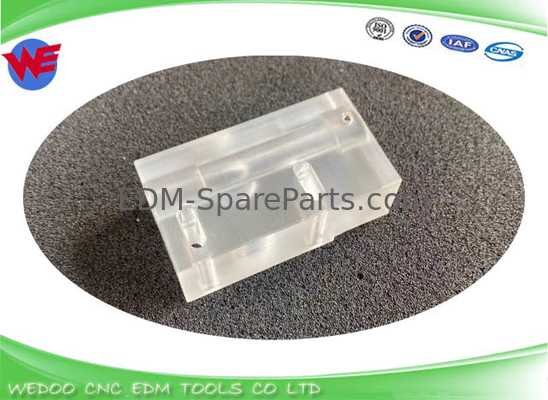 A290-8119-X393 Bloque de conducción de alambre de alimentación policarbonato 33.5*21*62 Para piezas de Fanuc EDM