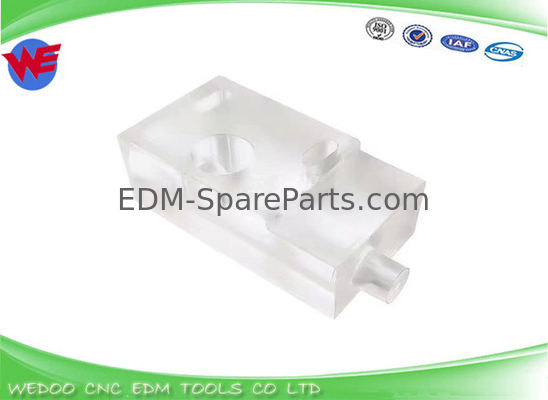 A290-8112-X393 Bloque de conducto de alambre de alimentación policarbonato para Fanuc 70.5 X 34 X 21 mm