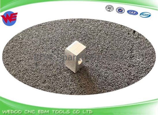 A290-8102-X657 Electrodo de corte de acuerdo con EDM Fanuc 6*6*10mm