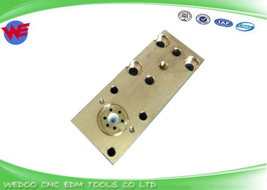 DCH9400 Piezas EDM X055C630G54 Porta-matriz inferior Mitsubishi DBG4900 X262D527H01