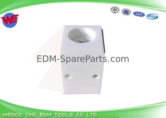 Bloque de tubería inferior A290-8104-X614 para Fanuc 0iB Piezas EDM Fanuc Consumibles Cerámica
