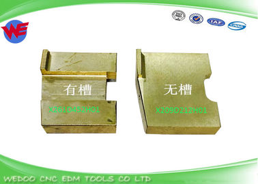 M470 DA886A DA88600 Mitsubishi Contenedor de alimentación de potencia inferior X209D212H01 X068D026G51