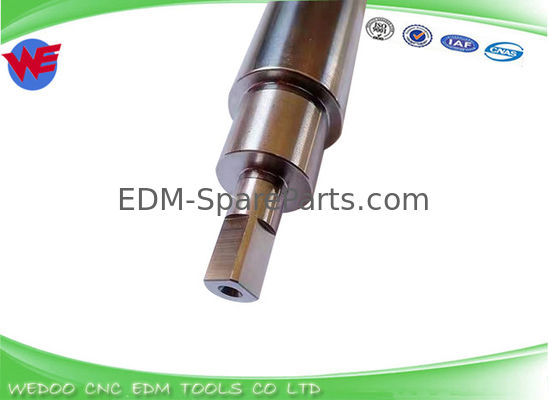 Eje de rodillo DBK2500 MV EDM X255C008H01 136x26mm Mitsubishi