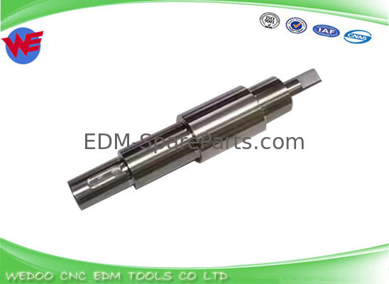 Eje de rodillo DBK2500 MV EDM X255C008H01 136x26mm Mitsubishi